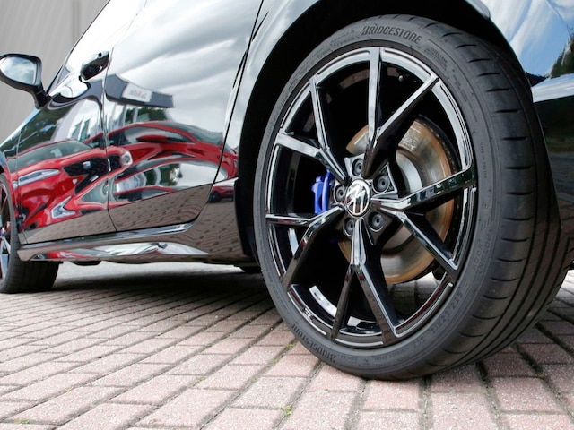 Volkswagen Golf 2.0 TSI DSG Golf VIII