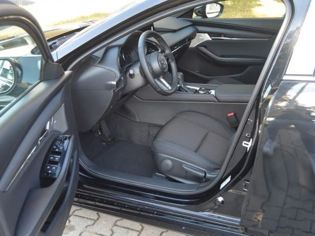 Mazda 3 Exclusive-line SkyActiv