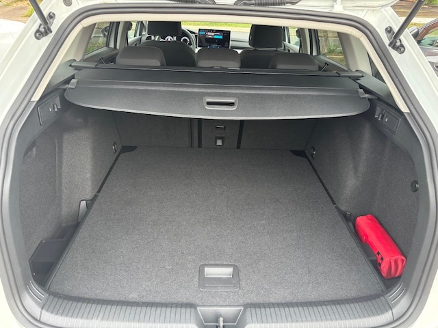 Volkswagen Golf 1.5 eTSI Variant