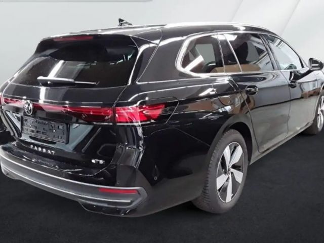 Volkswagen Passat 1.5 eTSI Business DSG Variant