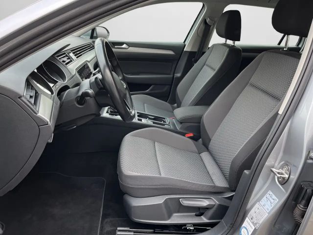 Volkswagen Passat 1.5 TSI DSG Variant