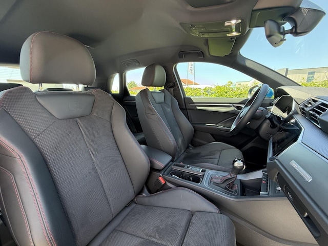 Audi Q3 35 TFSI S-Tronic