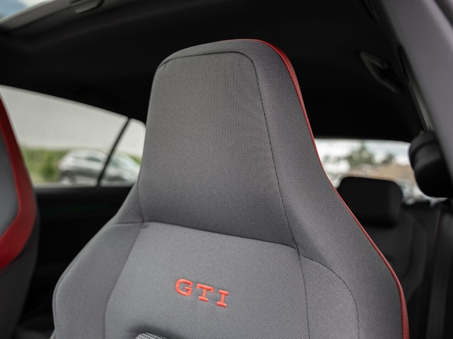 Volkswagen Golf DSG GTI IQ.Drive Sound