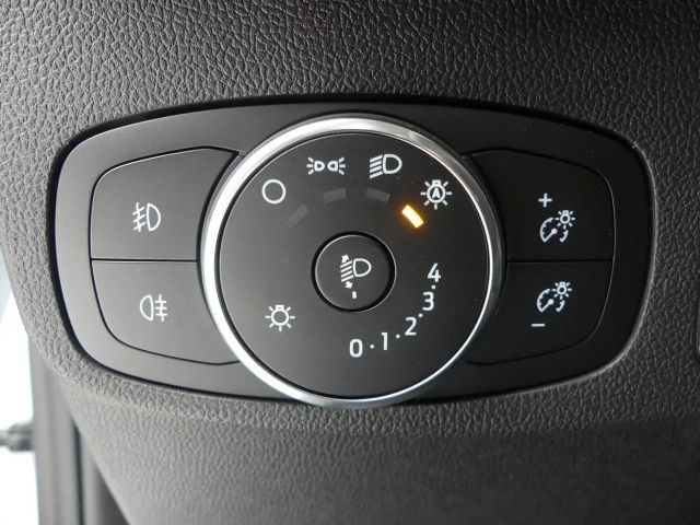 Ford Focus Cool & Connect Wagon