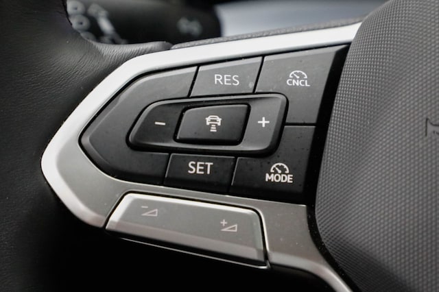 Volkswagen Golf 1.5 TSI