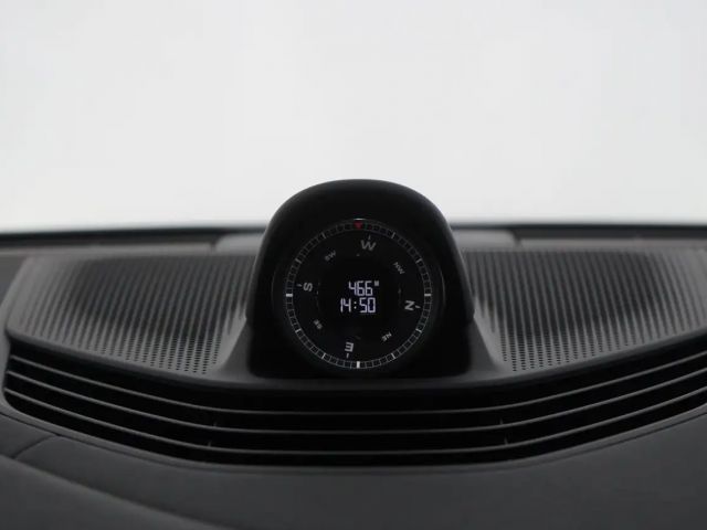 Porsche Taycan 4 Cross Turismo