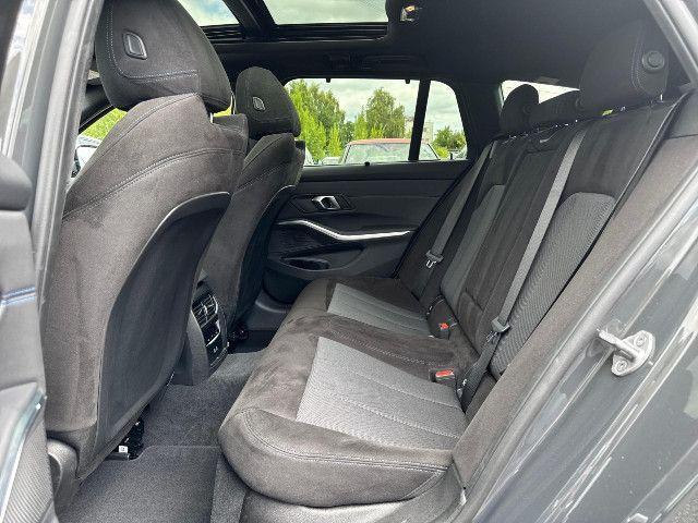 BMW 320 320d M-Sport Touring