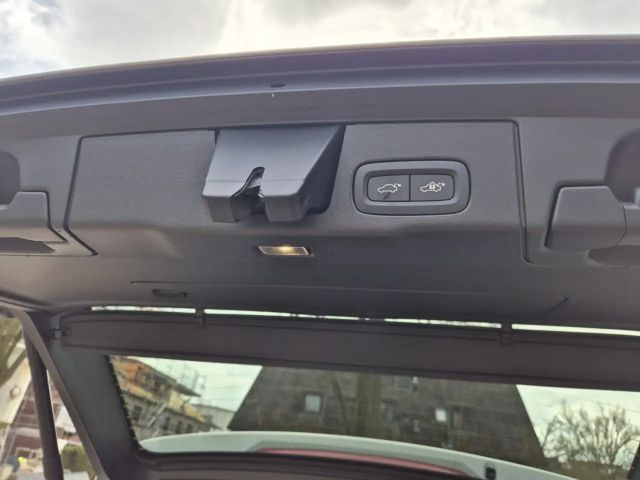 Volvo XC60 Dark Plus Recharge T6