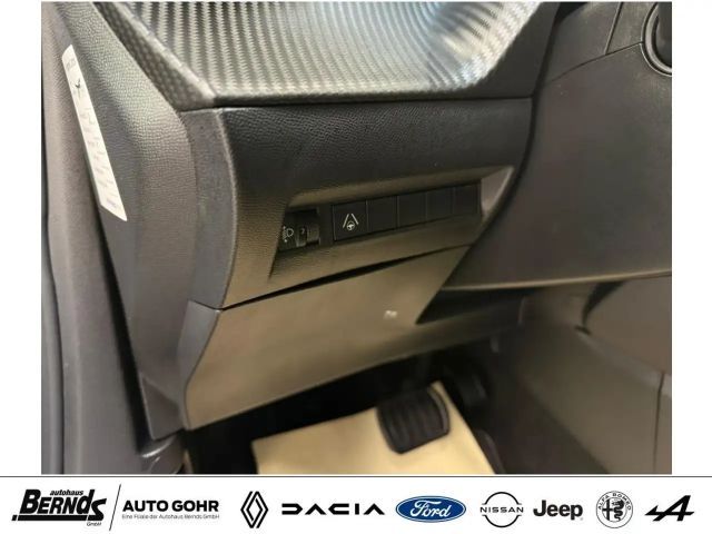 Peugeot 2008 Allure Pack EAT8 PureTech