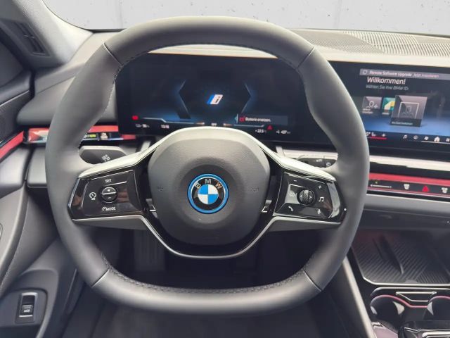 BMW i5 eDrive40