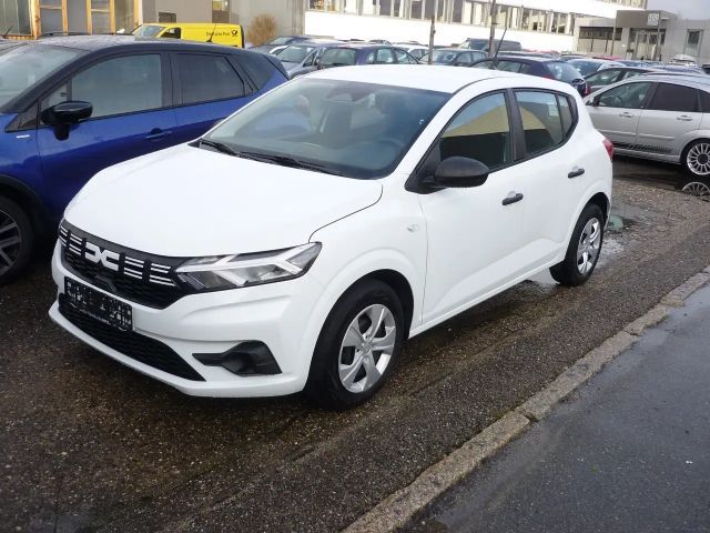 Dacia Sandero Essential TCe 90