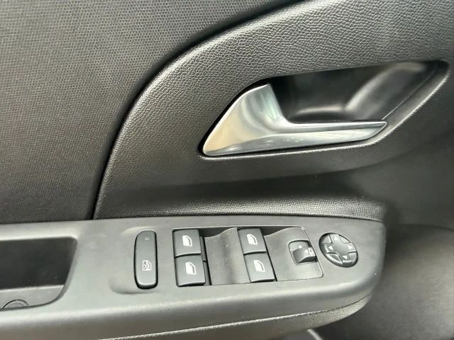 Opel Corsa 1.2 Turbo Edition Turbo