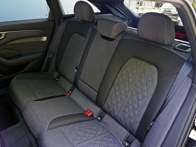 Audi A6 Avant Quattro