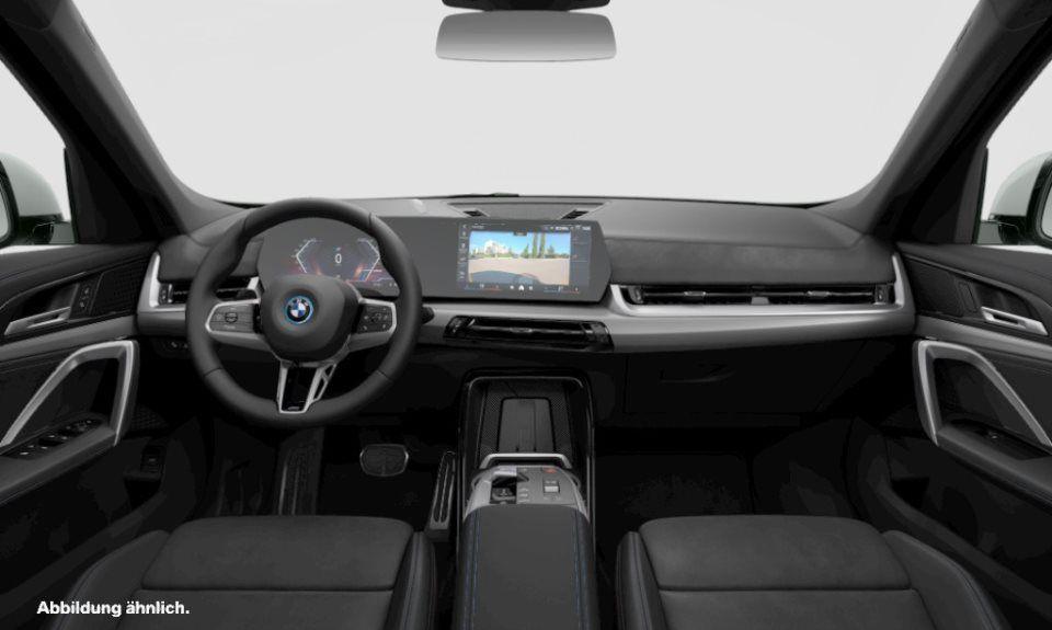 BMW iX1 xDrive30