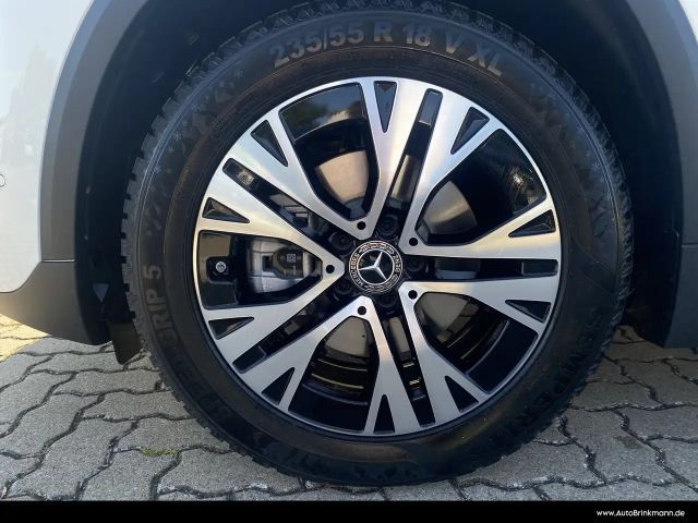 Mercedes-Benz GLA 180 Progressive