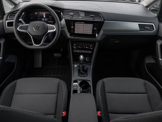 Volkswagen Touran 1.5 TSI DSG