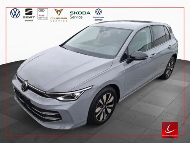 Volkswagen Golf 1.5 eTSI Golf VIII