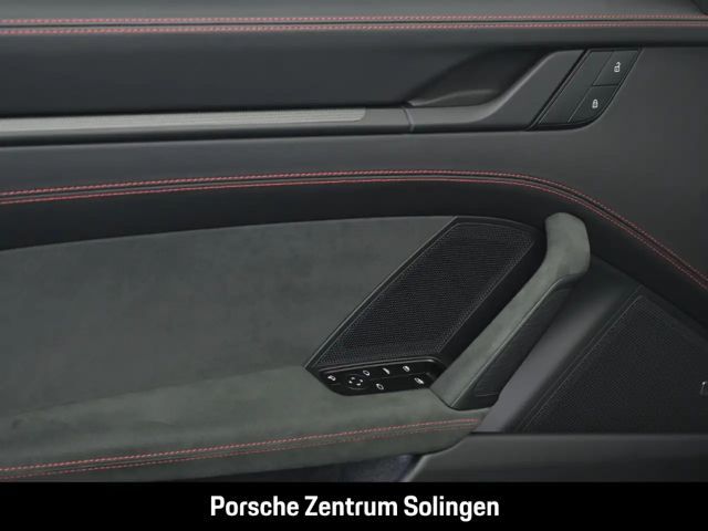 Porsche 992 Cabrio Carrera GTS