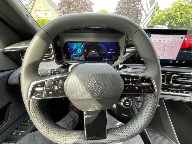 Renault 4 Comfort E-Tech Techno