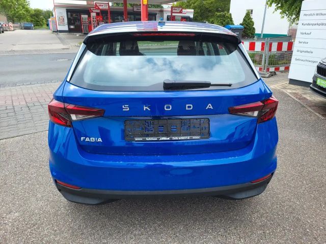 Skoda Fabia Essence 1.0 MPI 59 KW 5-Gang Vorführwagen