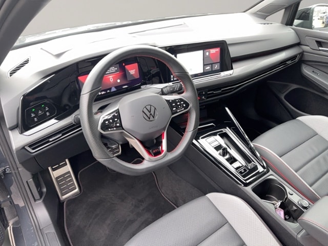 Volkswagen Golf 2.0 TSI DSG Golf VIII Style