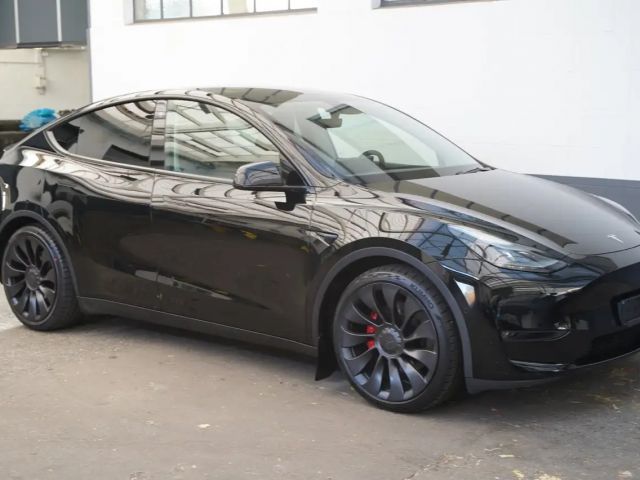 Tesla Model Y Performance