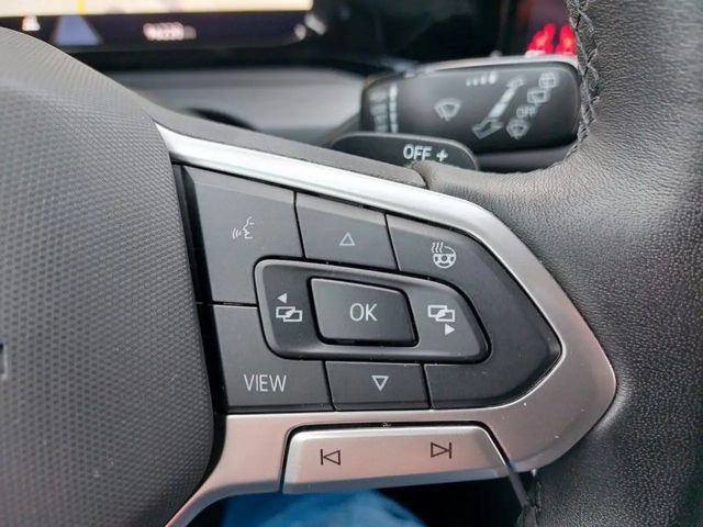 Volkswagen Golf DSG Golf VIII Style Variant