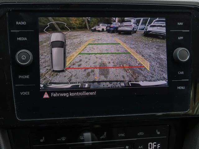 Volkswagen Passat 2.0 TDI Business DSG Variant