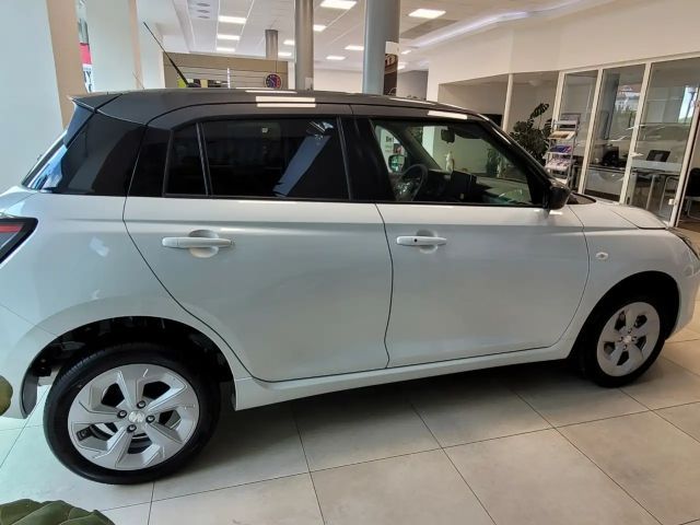 Suzuki Swift AllGrip Comfort DualJet Hybrid
