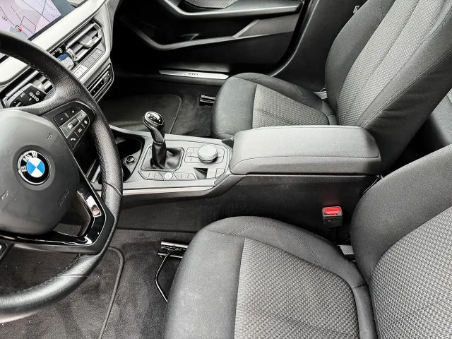 BMW 116 116d Advantage pakket Sedan