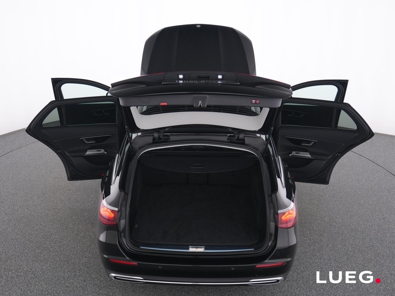 Mercedes-Benz E 200 AVANTGARDE Estate