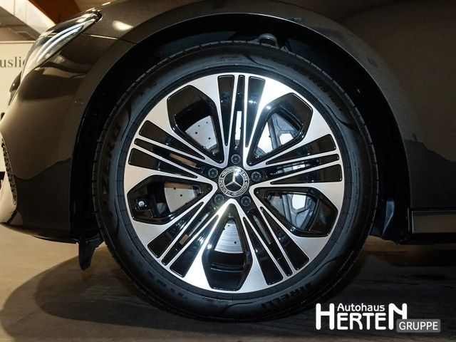 Mercedes-Benz E 300 E 300 de Sedan