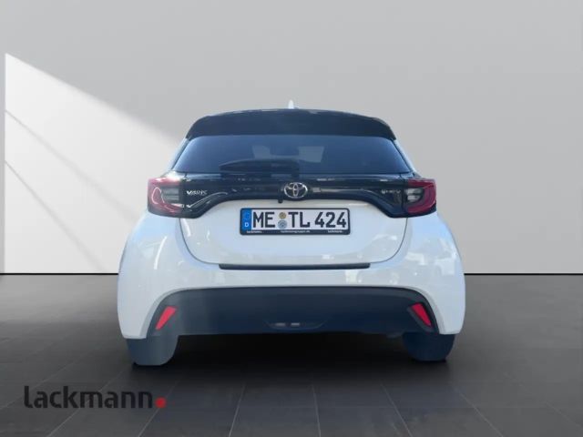 Toyota Yaris Hatchback Hybride Team D