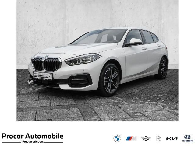 BMW 118 118i Sedan