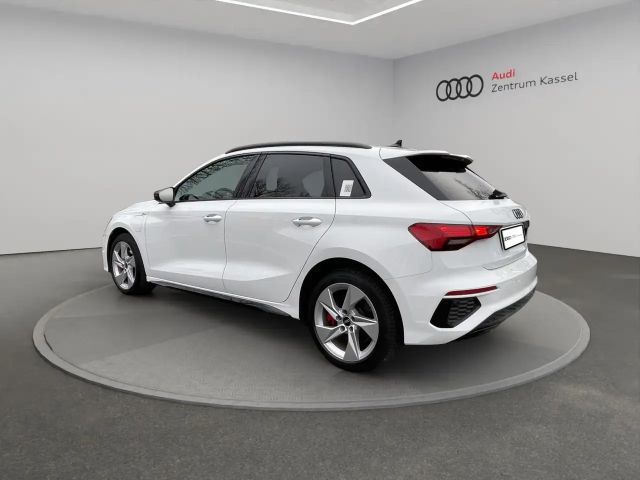 Audi A3 45 TFSI Hybride S-Line Sedan