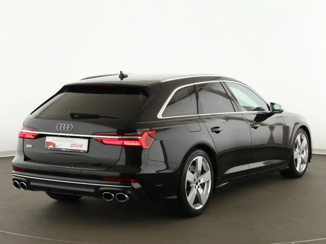 Audi S6 Avant Quattro