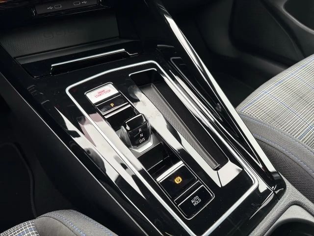 Volkswagen Golf GTE eHybrid