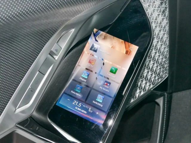 BMW 750 M-Sport Sedan