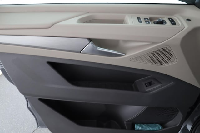 Volkswagen Multivan 2.0 TDI DSG T7