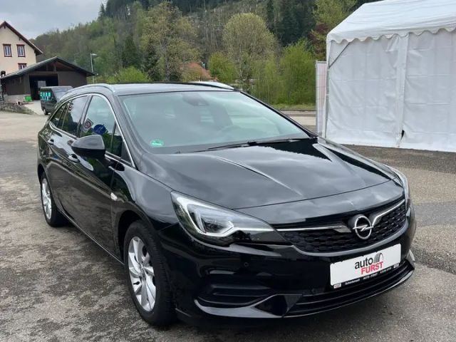Opel Astra Business Elegance Sports Tourer