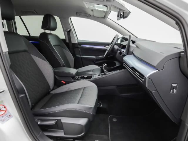 Volkswagen Golf 1.5 TSI Variant