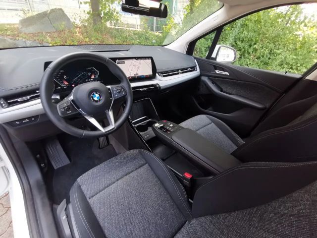 BMW 218 +P.ASS+RFK +Ad.LED +NAVI +SHZ