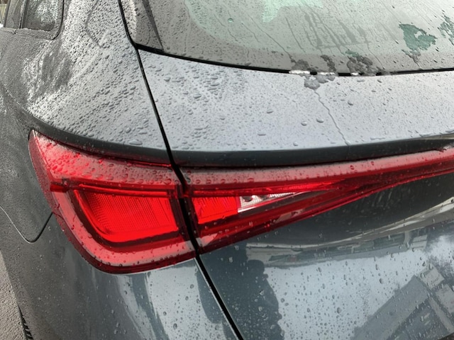 Seat Leon 2.0 TDI DSG FR-lijn Sportstourer