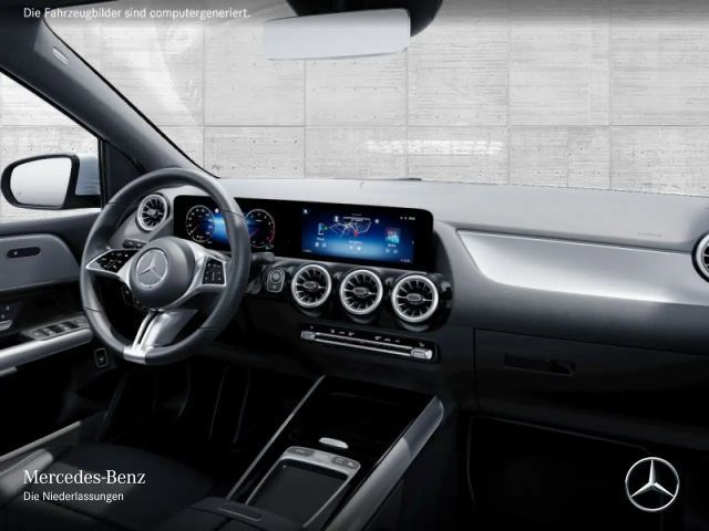 Mercedes-Benz B 200 Progressive Sedan