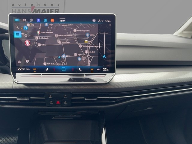 Volkswagen Golf 1.5 eTSI DSG