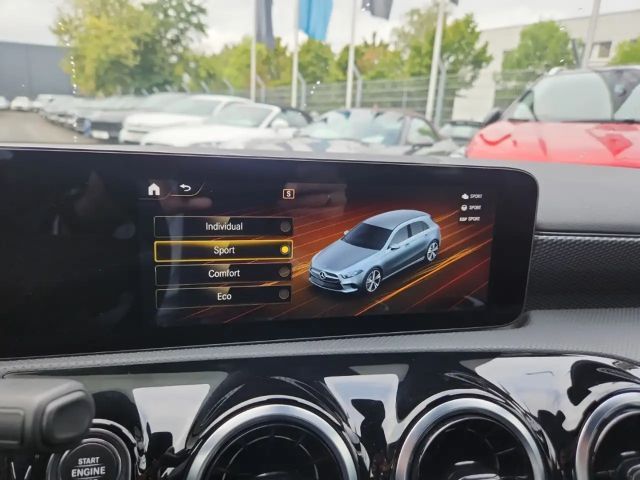 Mercedes-Benz A 200 Progressive