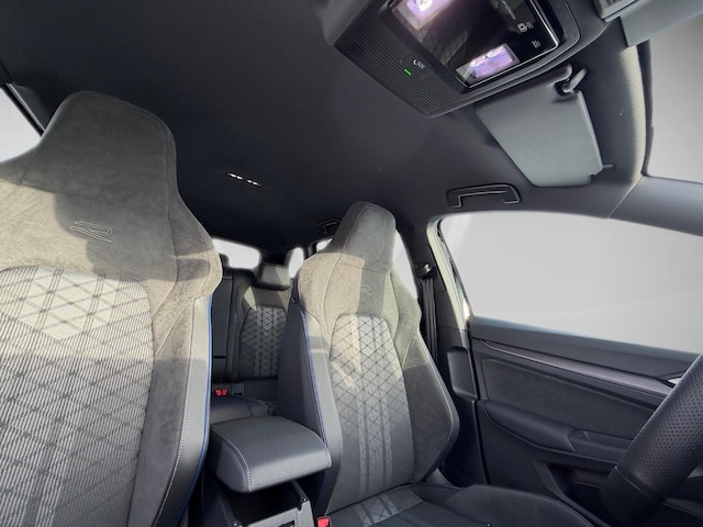 Volkswagen Golf 1.5 eTSI DSG Variant