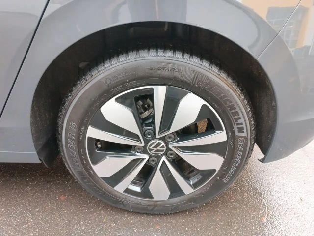 Volkswagen Golf 1.5 TSI Golf VIII