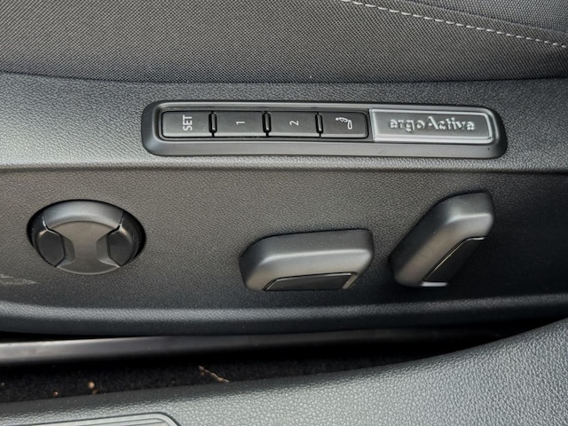 Volkswagen Golf 1.5 TSI Style