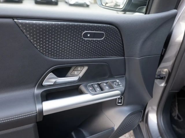 Mercedes-Benz B 180 Progressive